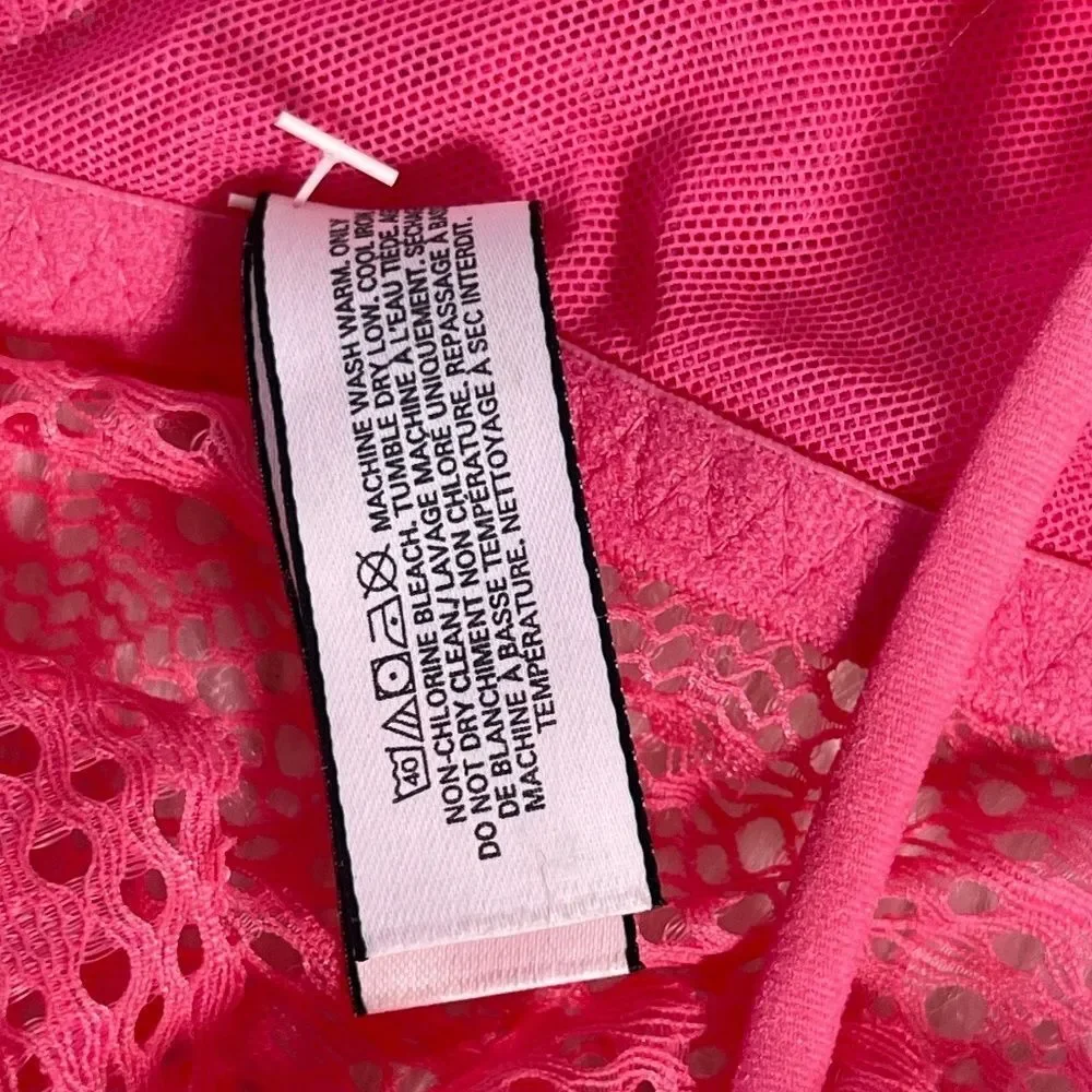 Victoria's Secret NWOT Pink Eyelet‎ Lace Bralette Sz M